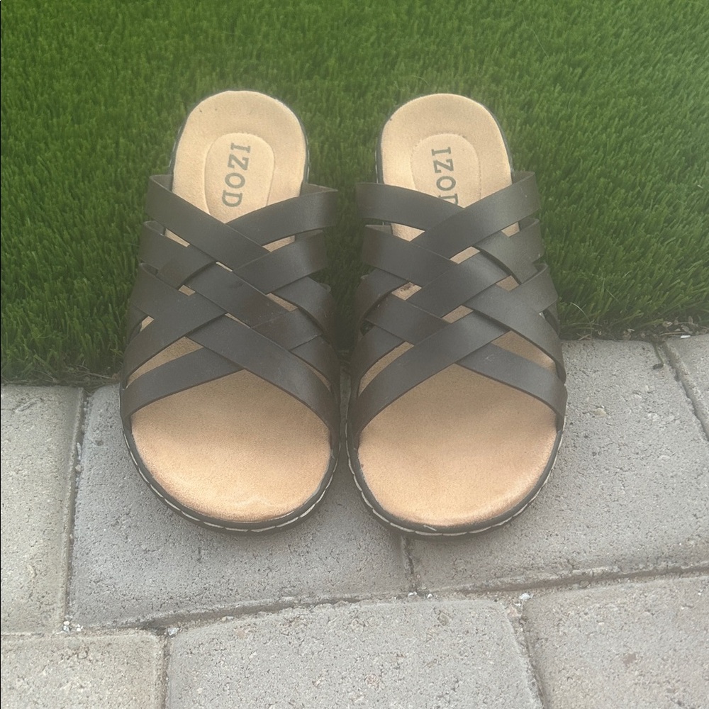 IZOD Women's Brown Slide Sandals